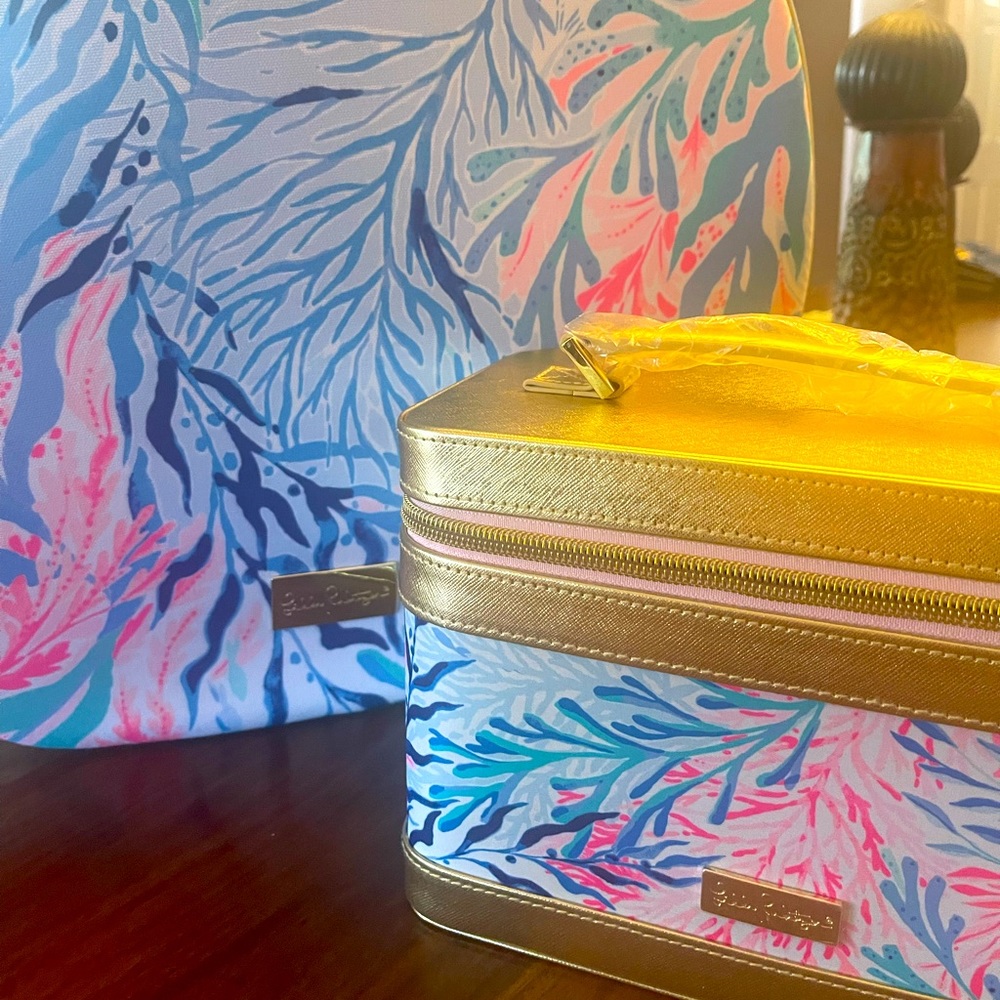 Brand new lily Pulitzer travel round bag and matching makeup box!